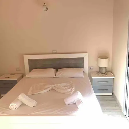 Apartaments Vila Landi Ksamil