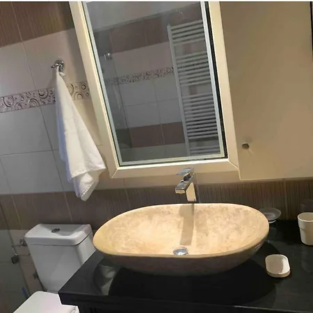 Apartaments Vila Landi *