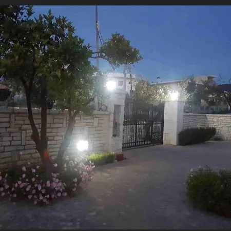 Apartaments Vila Landi Appartement *