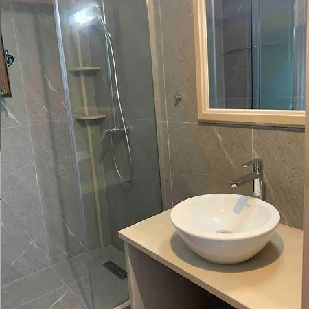 Apartaments Vila Landi Apartament *